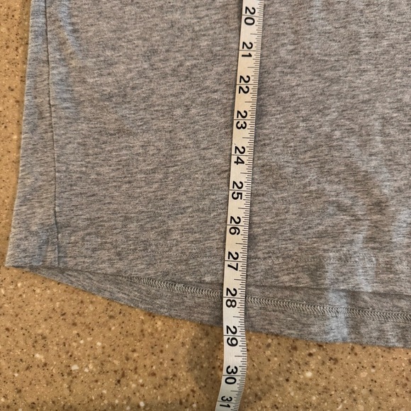 Adidas Gray T-Shirt XL aeroready - Picture 6 of 7